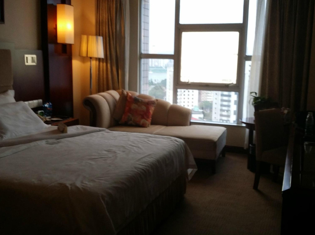 华天大酒店主图