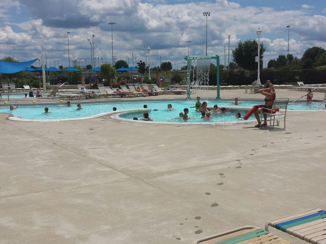 Paradise Cove Aquatic Center-里士满必去景点