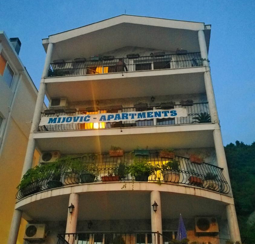 Podostrog酒店住宿-Mijovic Apartments