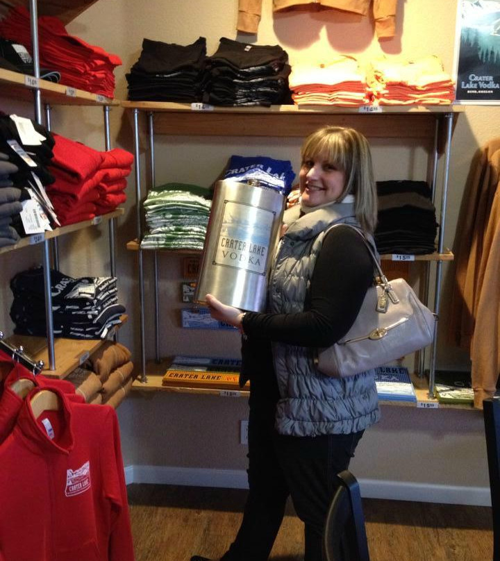 Crater Lake Spirits Tasting Room-本德必去景点