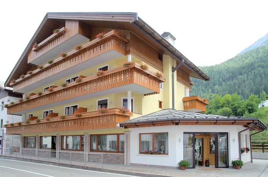 Fornesighe酒店住宿-Hotel Garni Posta