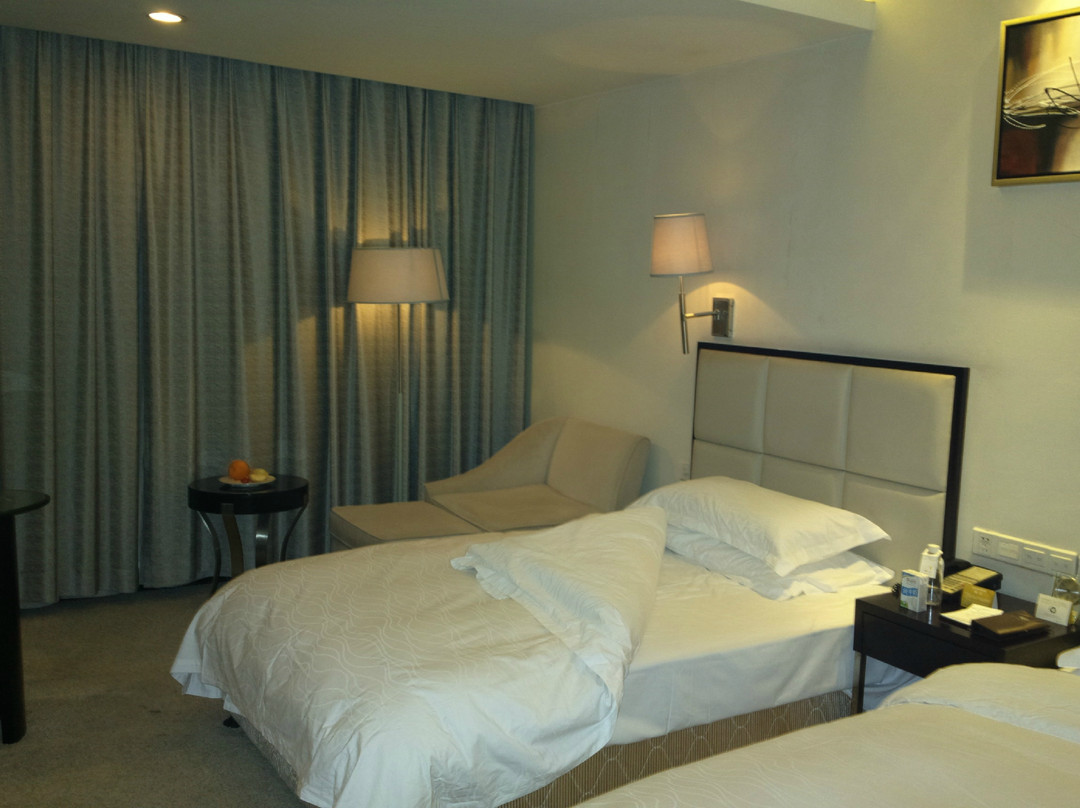 陕西钢铁大厦酒店（大明宫西地铁站店）主图