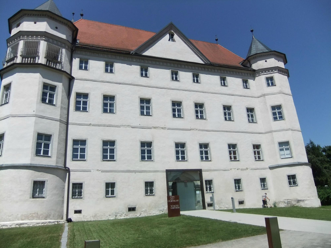 Lern- und Gedenkort Schloss Hartheim-Alkoven必去景点