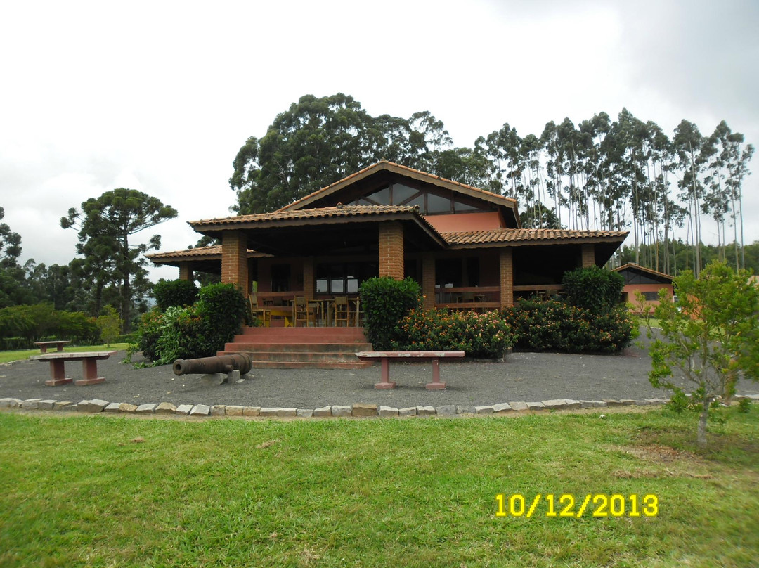 Luis Parque e Pousada瀑布