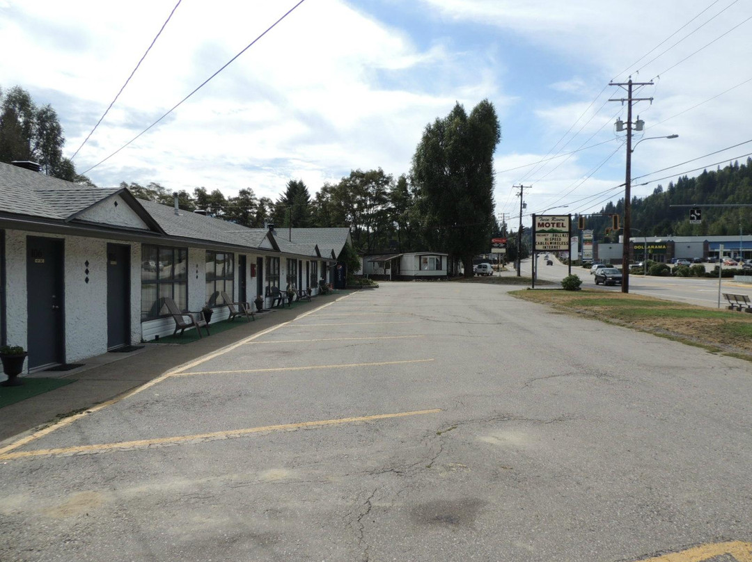 Twin Rivers Motel & RV Park主图