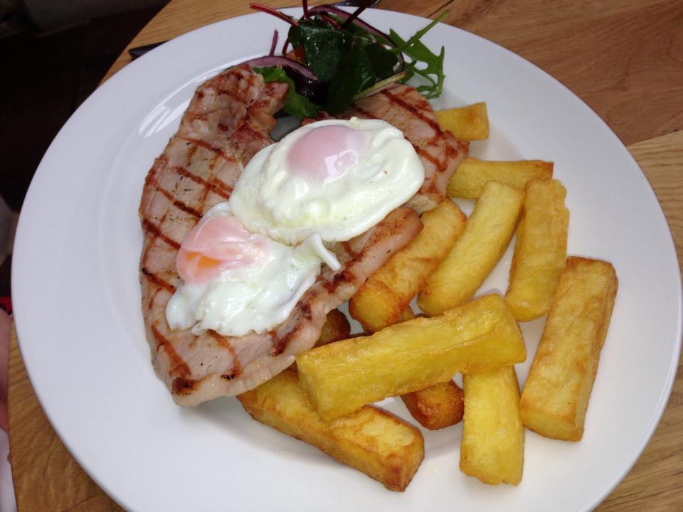 The Three Pigeons Inn-客卧