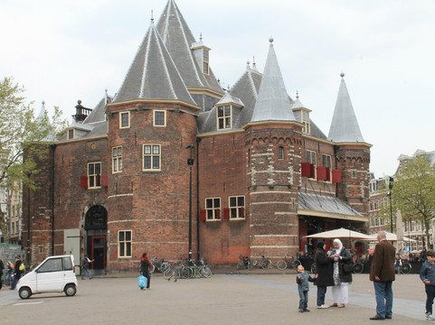 In de Waag夜店-阿姆斯特丹必去景点