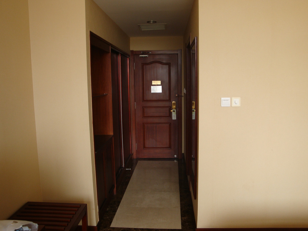 东海月亮湾海景酒店主图