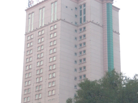 济南吉华大厦（大明湖泉城广场店）主图
