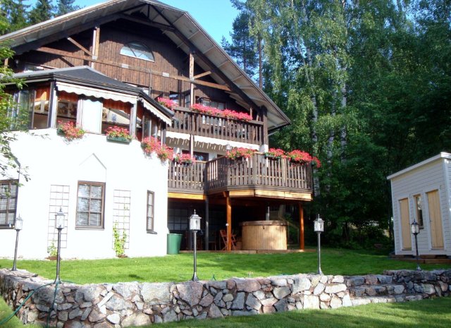Cronin's Guesthouse-官方