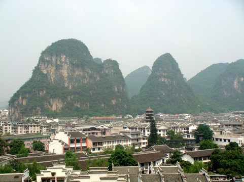 阳朔知家楼民室客栈主图