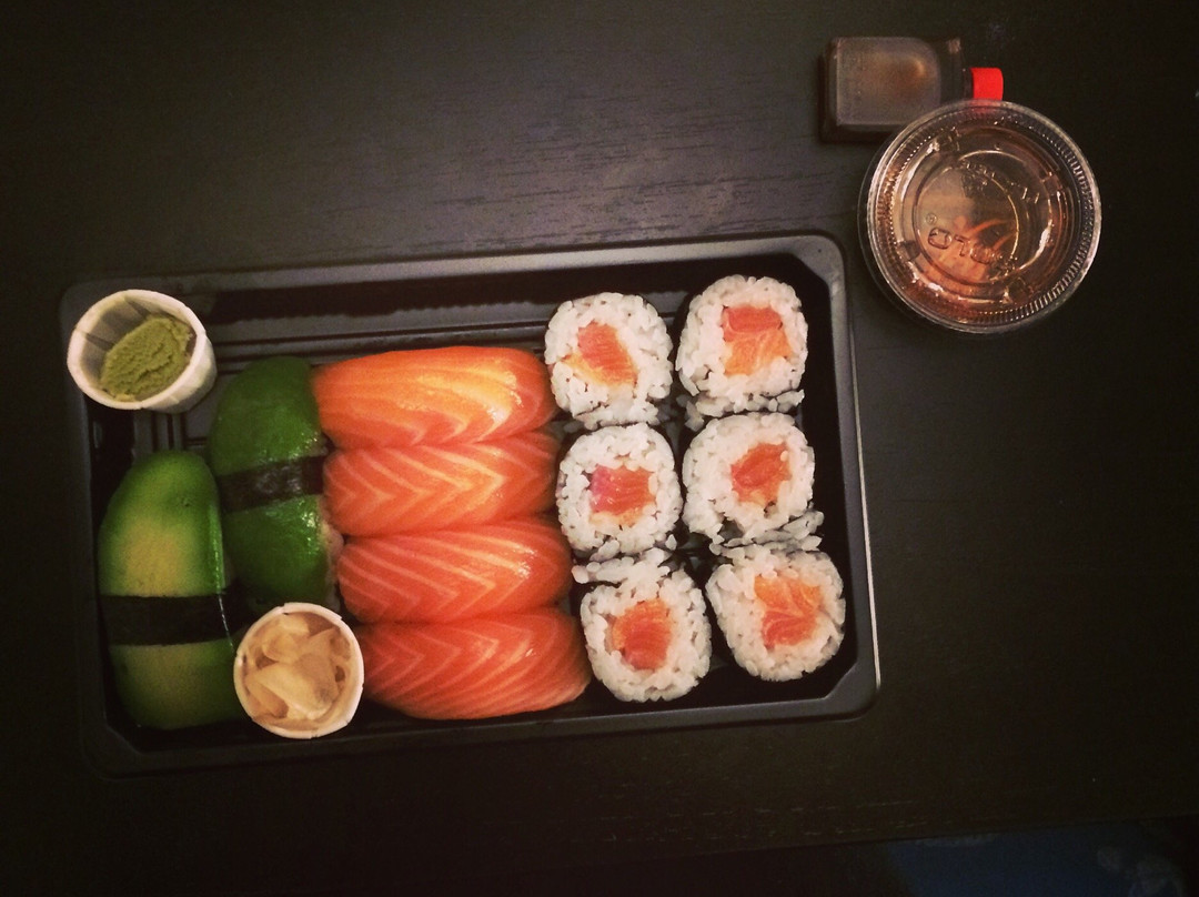 Happy Day Sushi