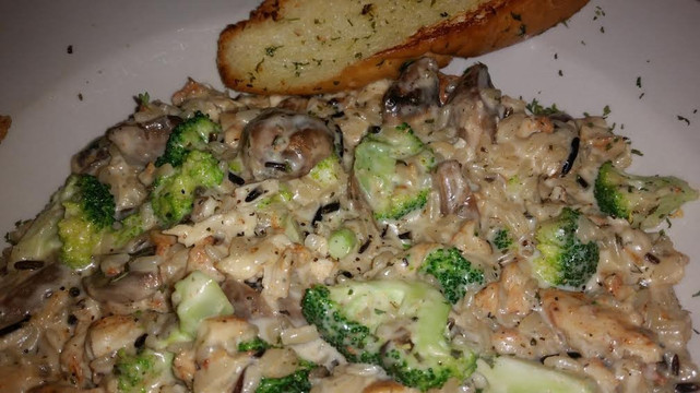 Mazzy's Sports Bar and Grill