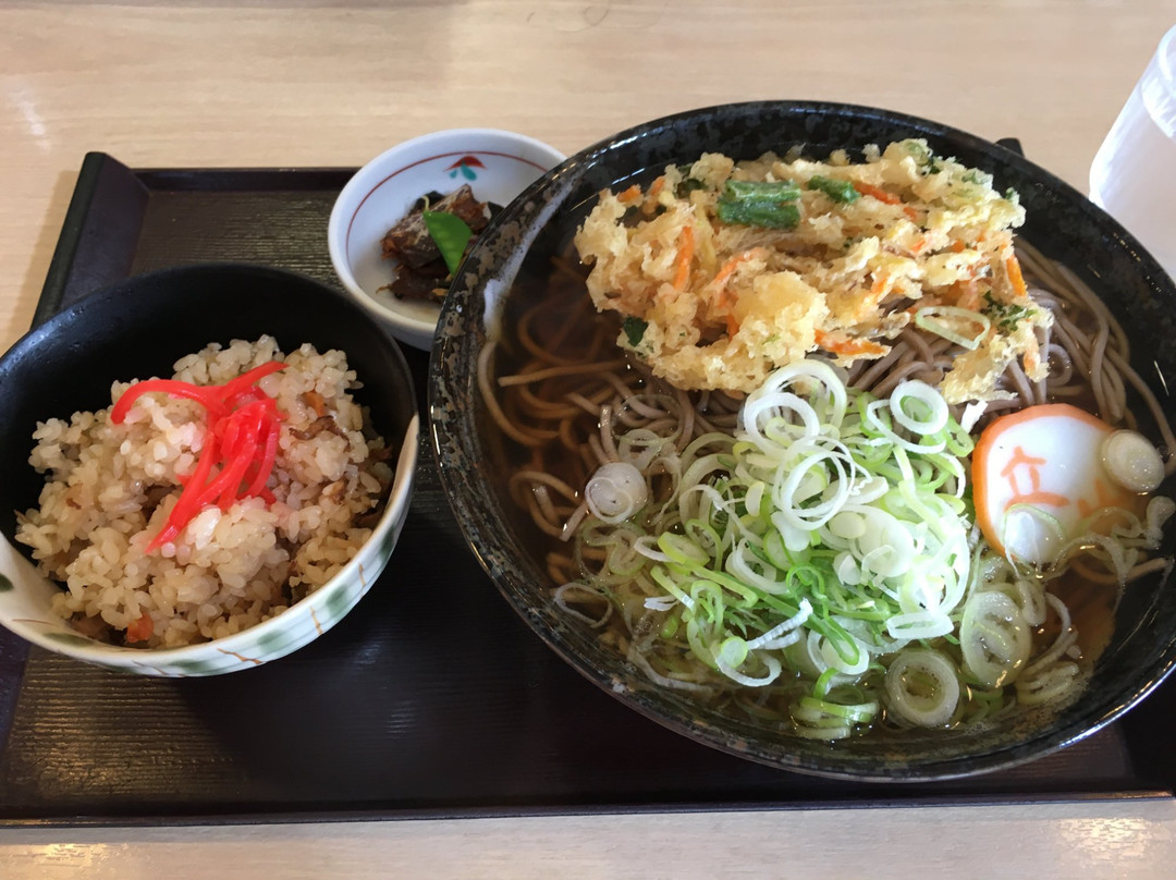 砺波市餐馆和美食-Tateyama Soba, Tonami Interchange
