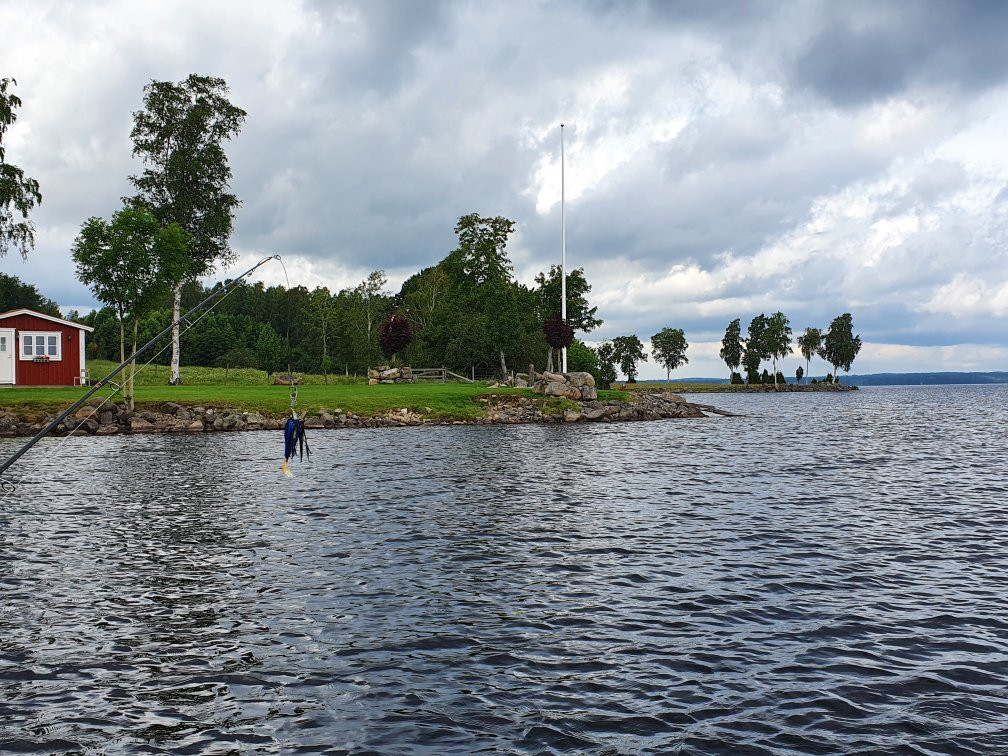 Mien lake Bathing Place景点图片