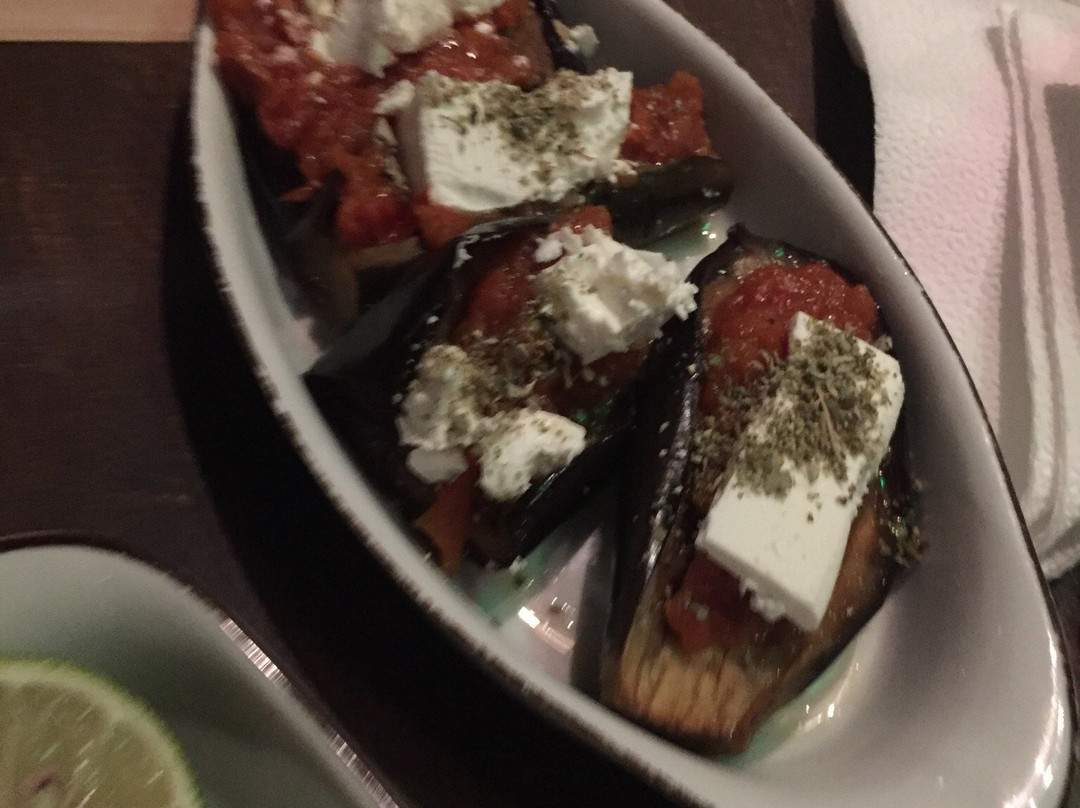 Kato Polemidia餐馆和美食-Peri Tis Ousias Mezedakia