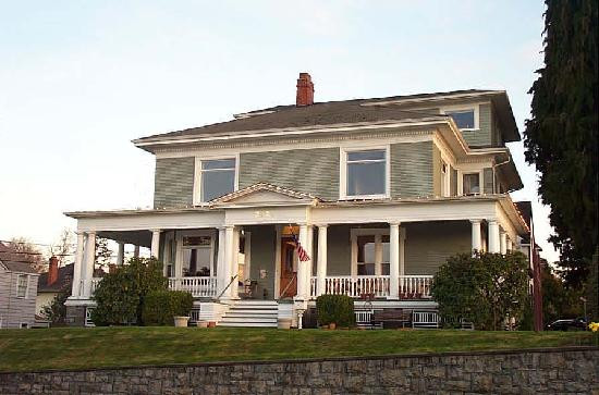 Branch Colonial House