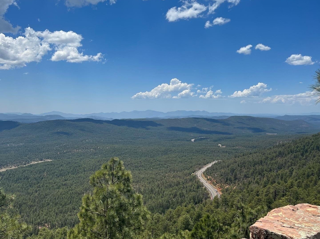 Woods Canyon Lake-Forest Lakes必去景点