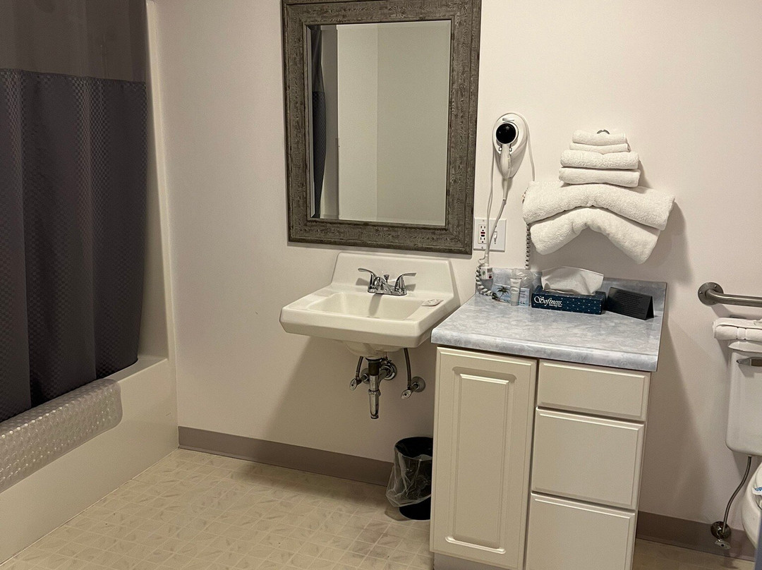 Long Lake Motor Inn主图