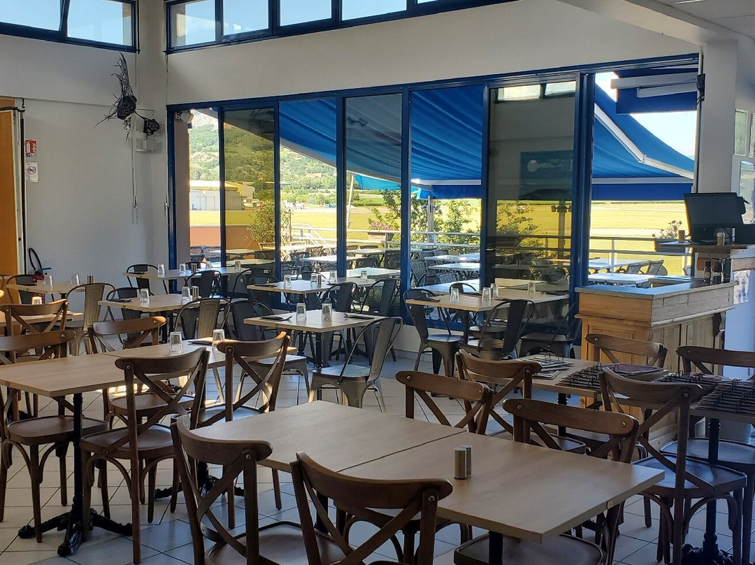 Bar,Restaurant de l'aérodrome LE JUMP