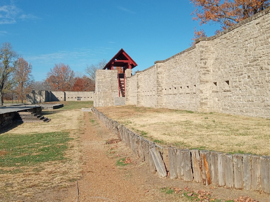 Fort de Chartes景点图片