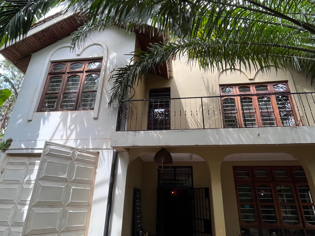 More Than A Drop Hotel主图