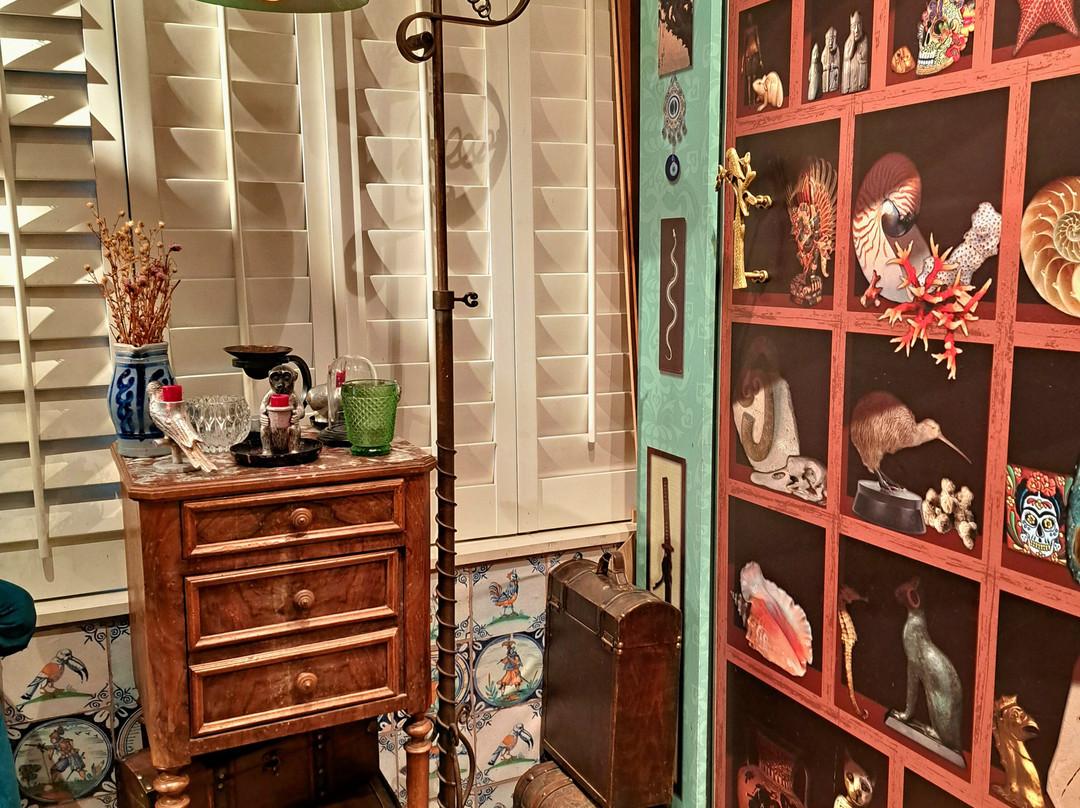 罗萨莉亚的动物园旅馆楼上主图