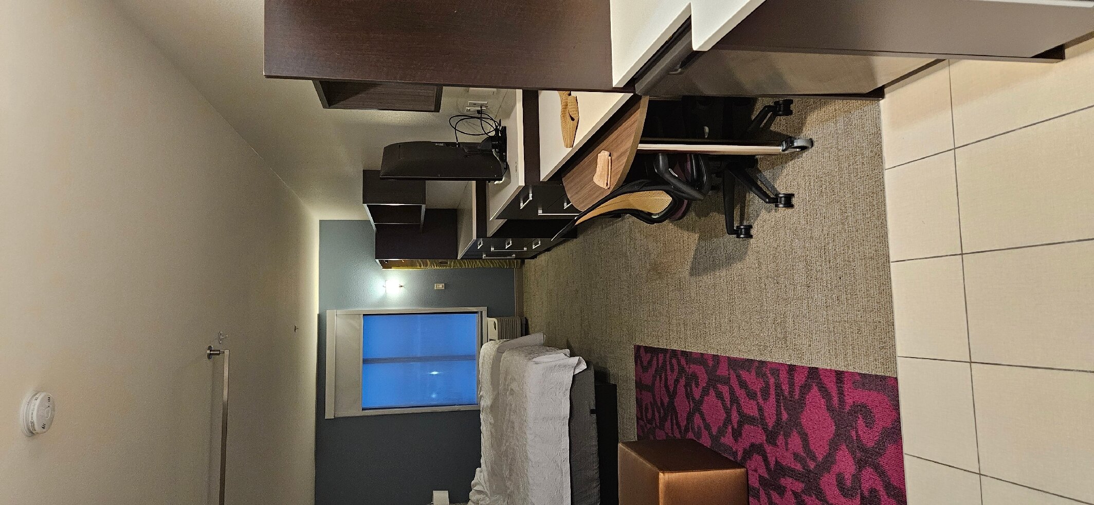 Home2 Suites by Hilton Redding-官方