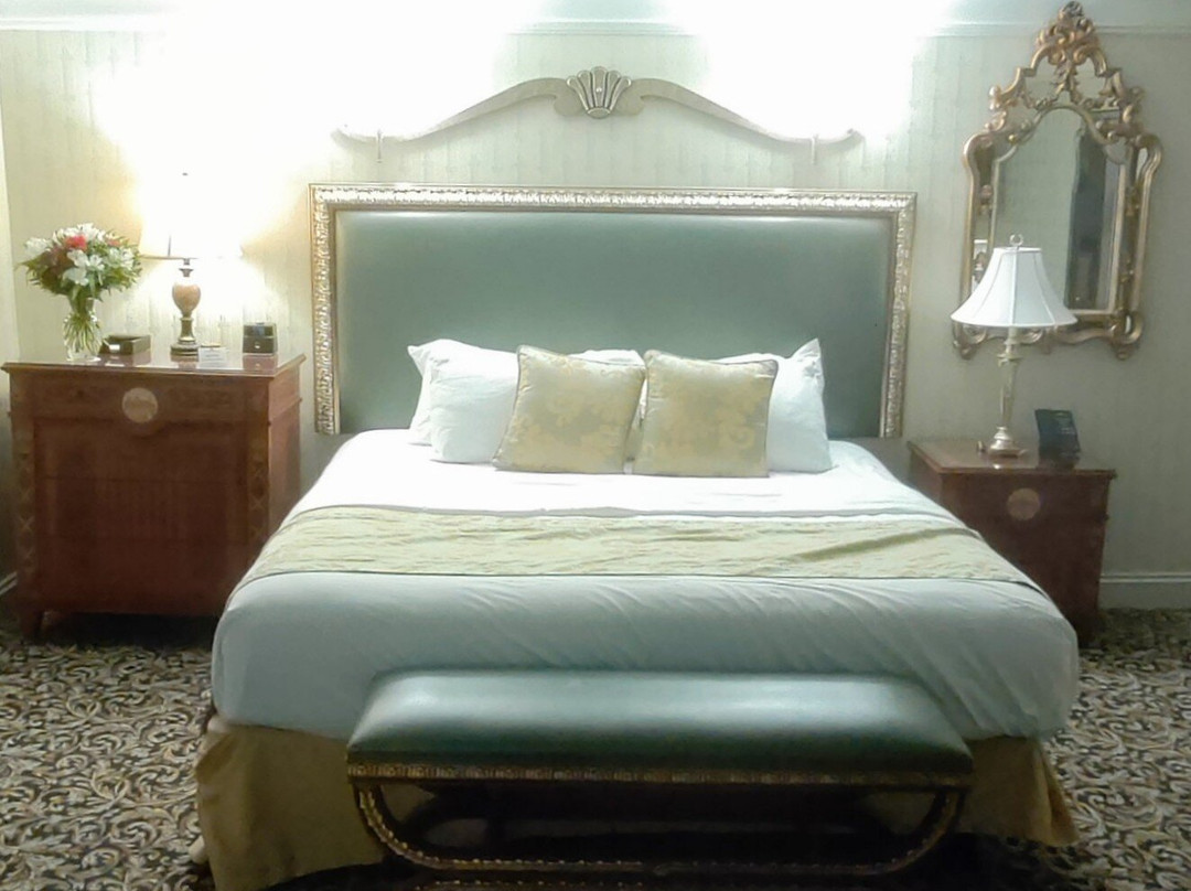 West Baden Springs Hotel主图