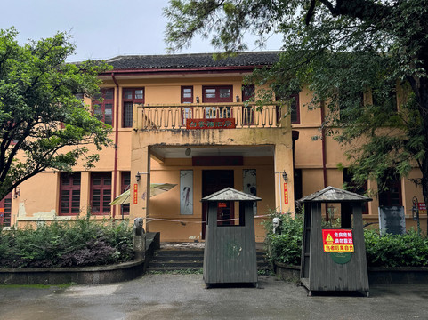 榕杉湖景区-桂林市必去景点