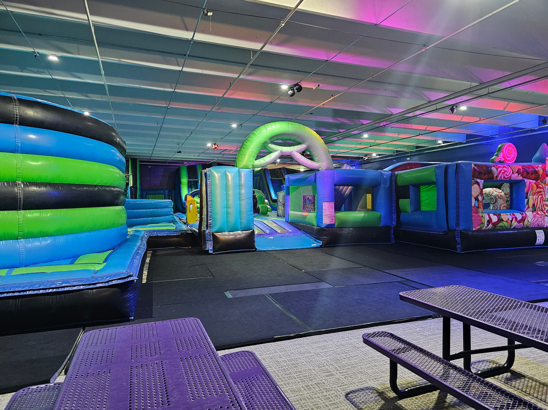Xtreme Jump Trampoline Park-San Benito必去景点