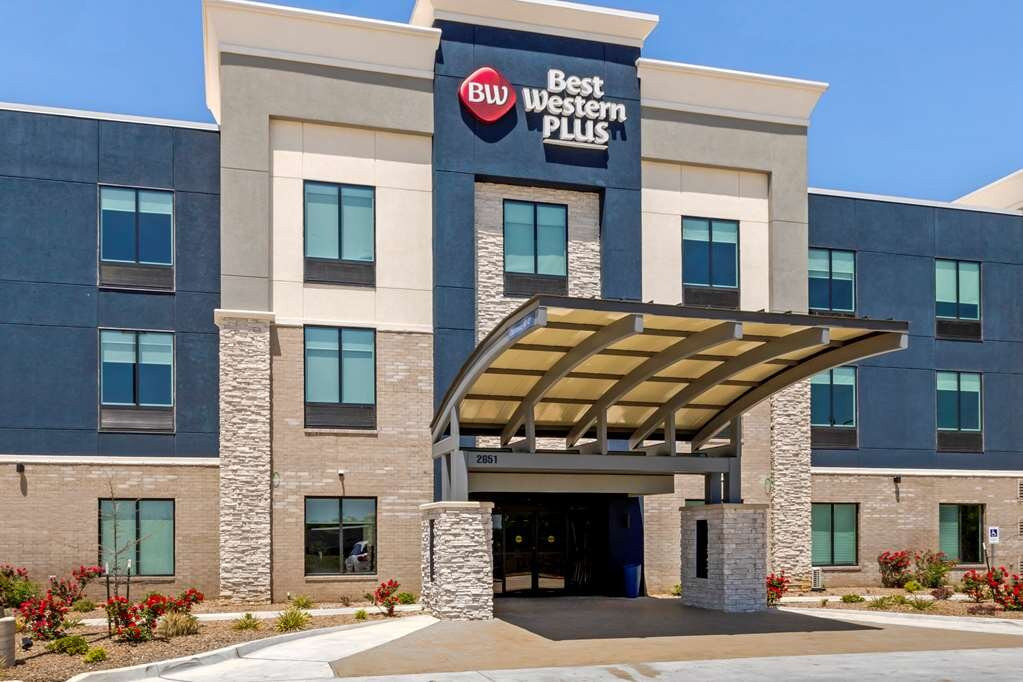 Best Western Plus Choctaw Inn & Suites主图