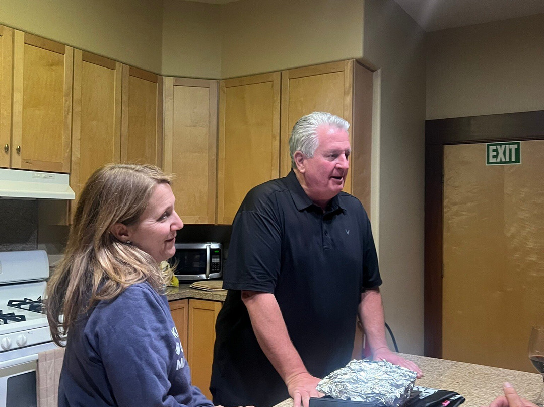 Quincy Courtyard Suites主图