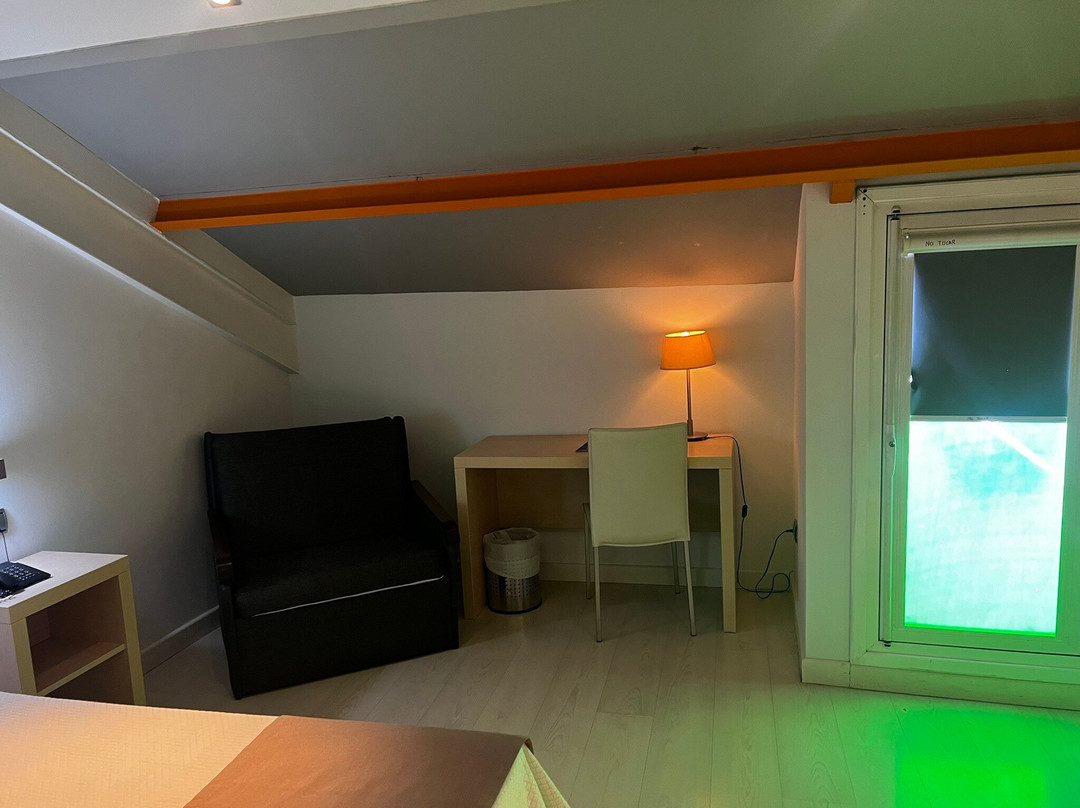 欧罗巴酒店主图