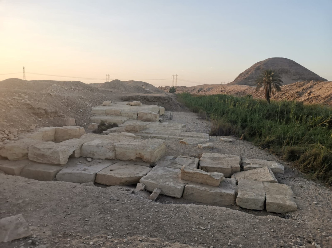 Hawara Pyramid Travel Guide-法尤姆必去景点