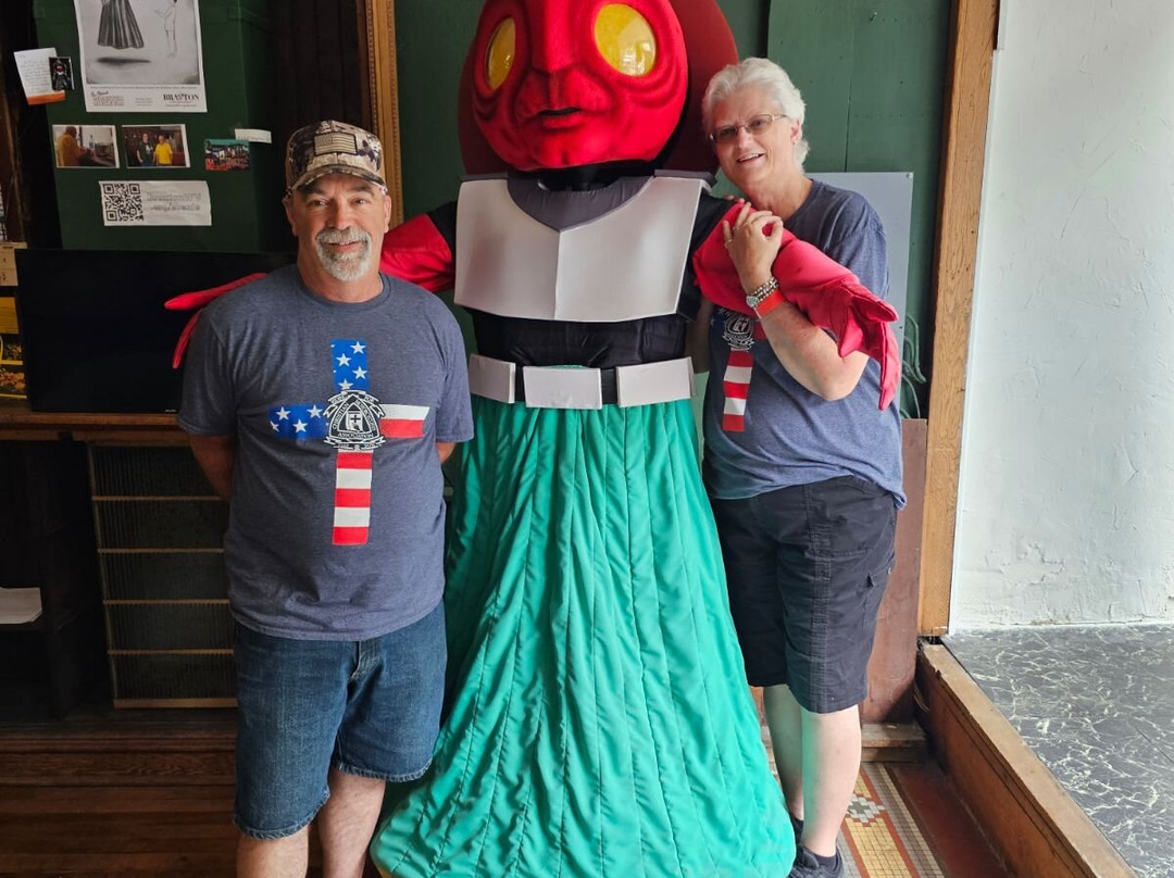 Flatwoods Monster Museum-Sutton必去景点