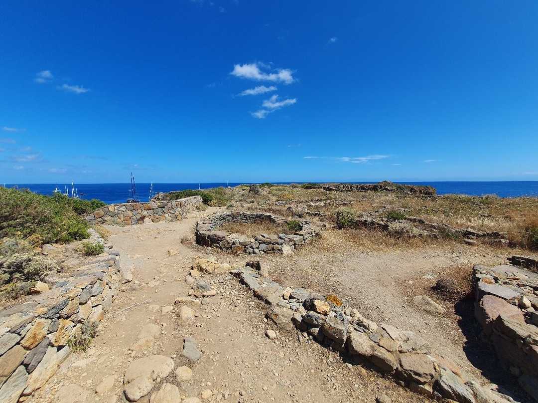 Cala degli Zimmari Villaggio preistorico景点图片