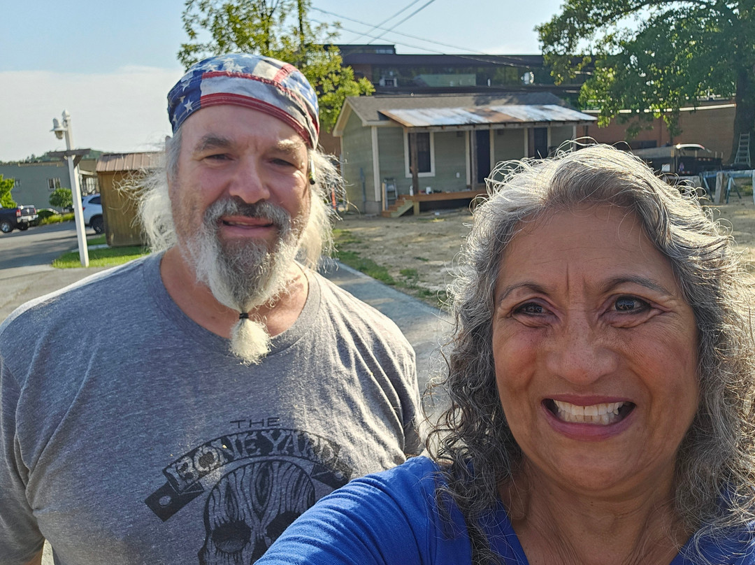 Barnwood Living-White Sulphur Springs必去景点