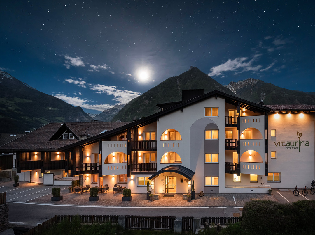 Vitaurina Royal Hotel主图