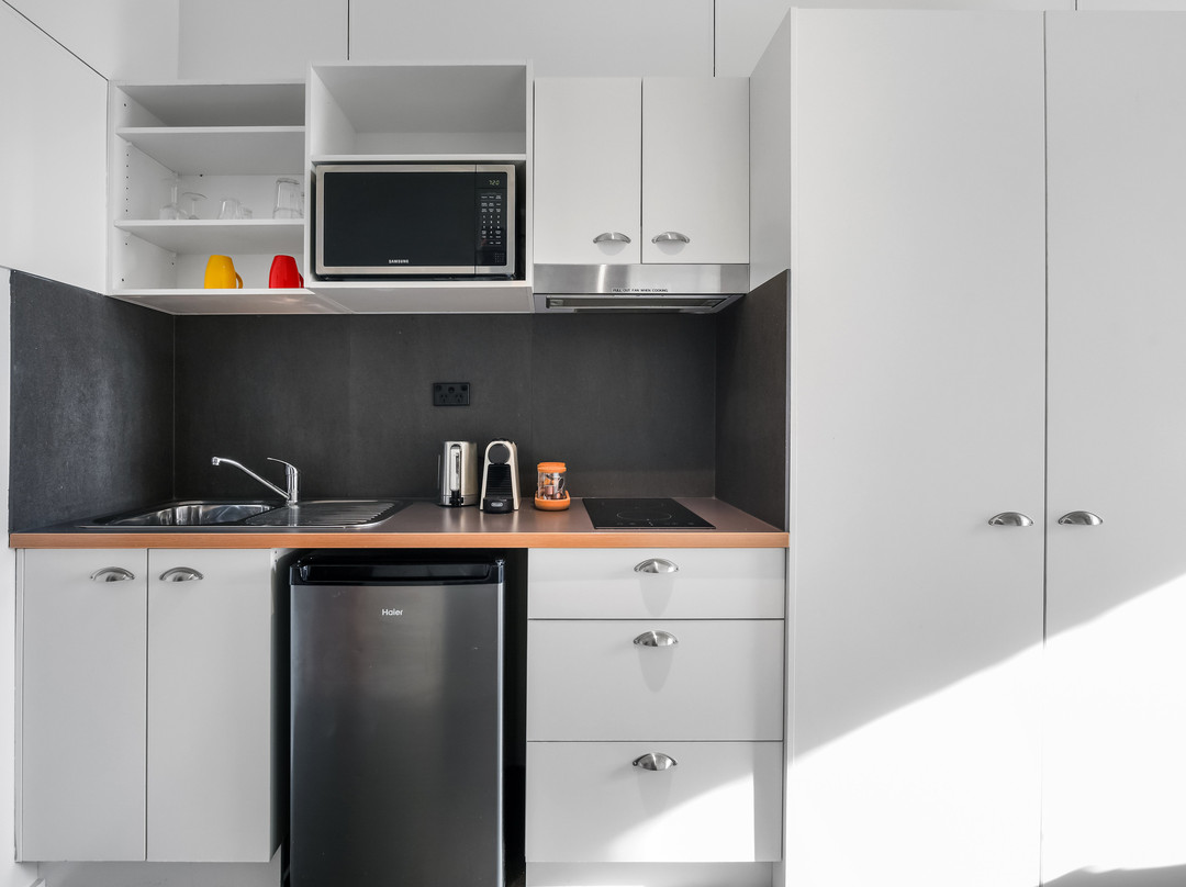 新镇城市饭店主图