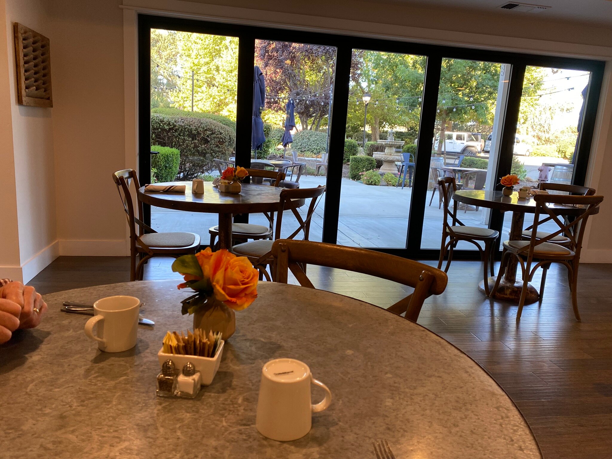 Summerwood Winery & Inn-官方