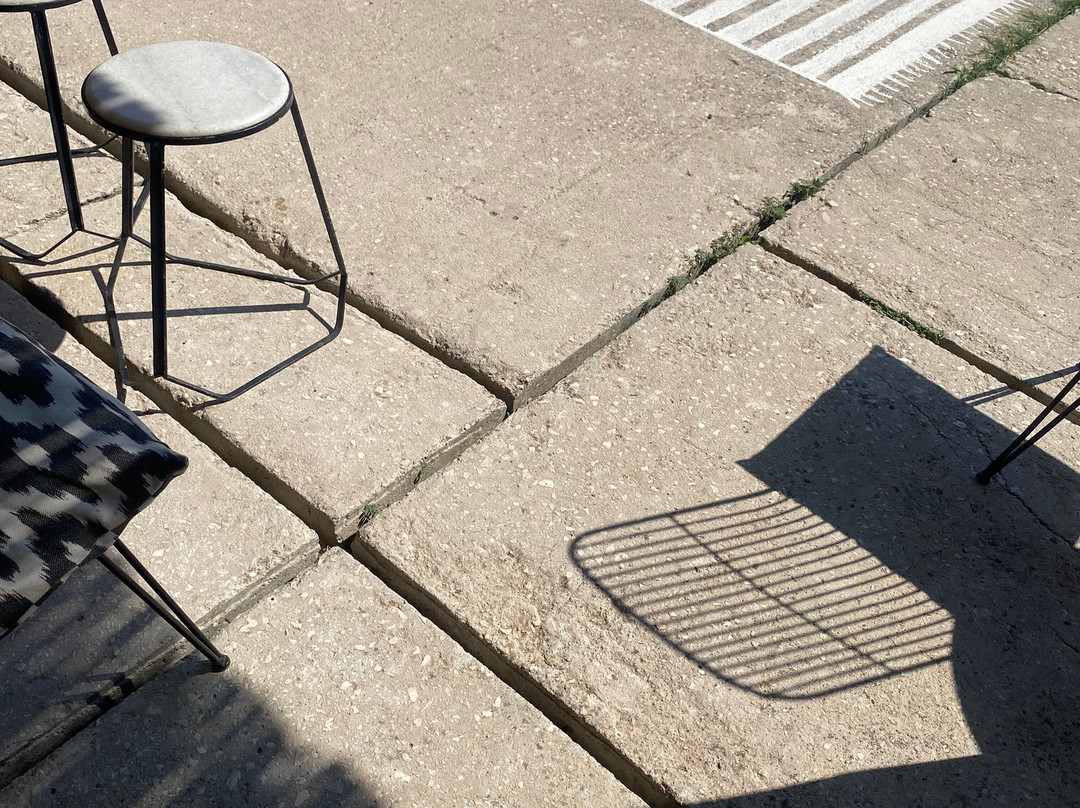 My Little Place On The Hill主图