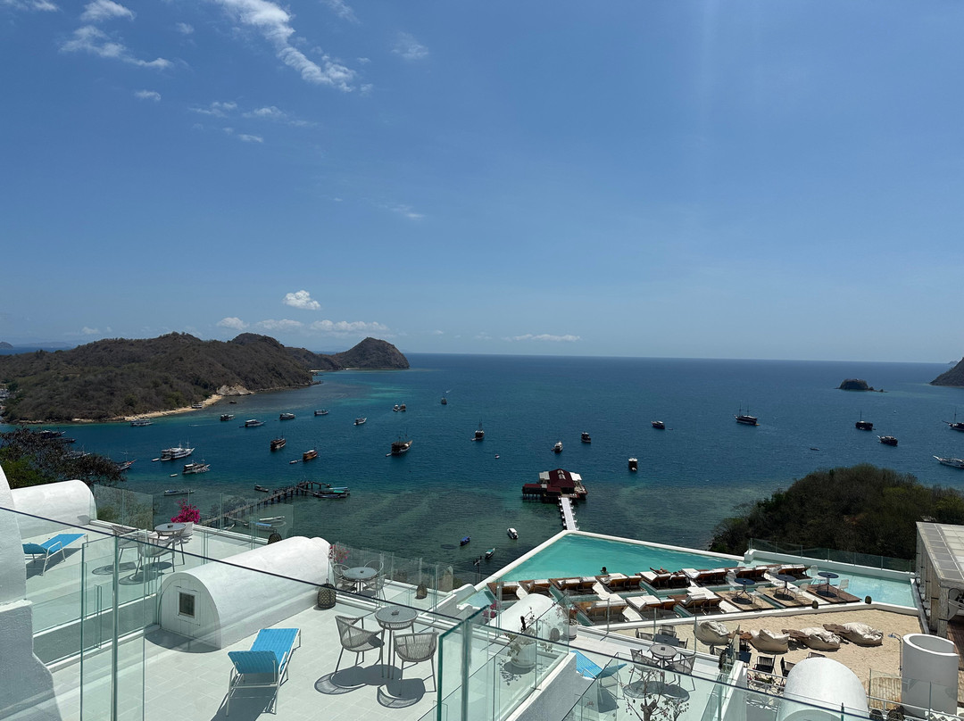 Loccal Collection Hotel