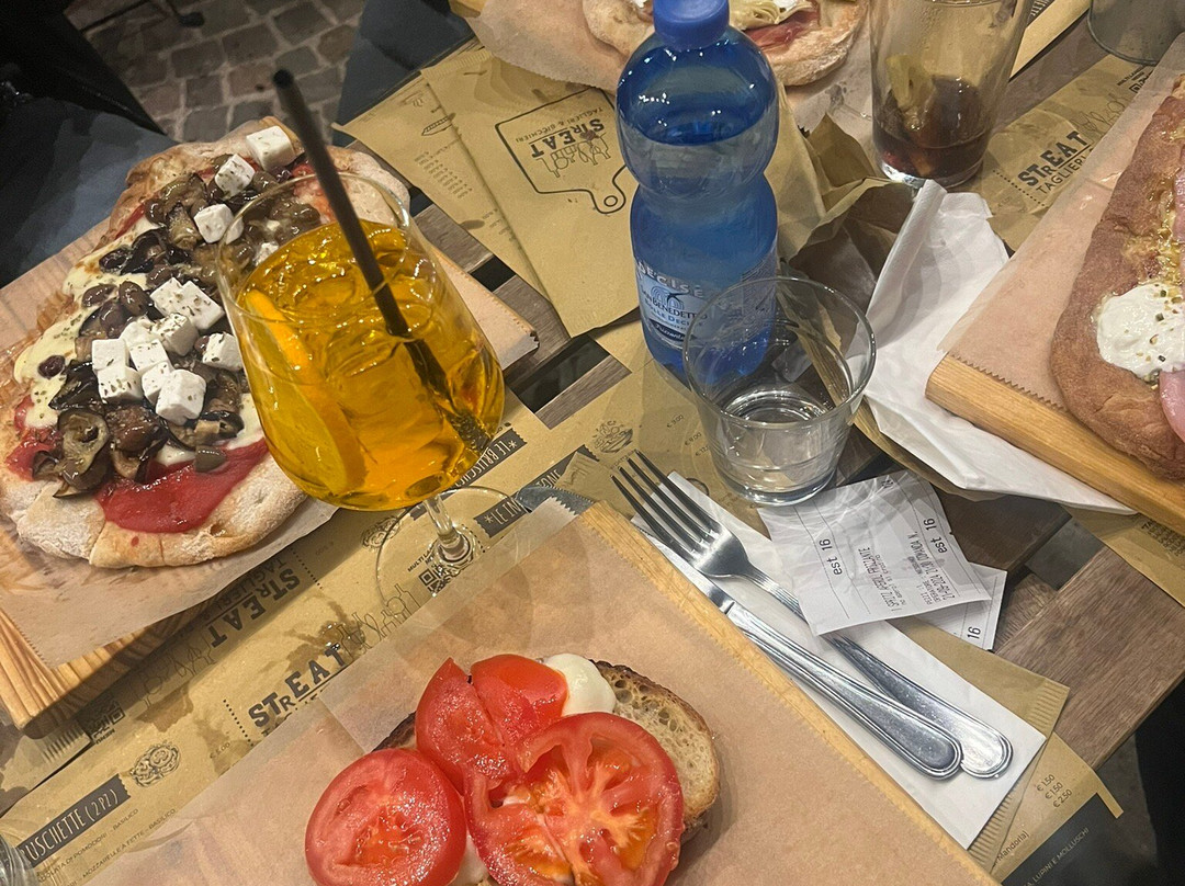 STrEAT - Taglieri & Bicchieri - Ferrara