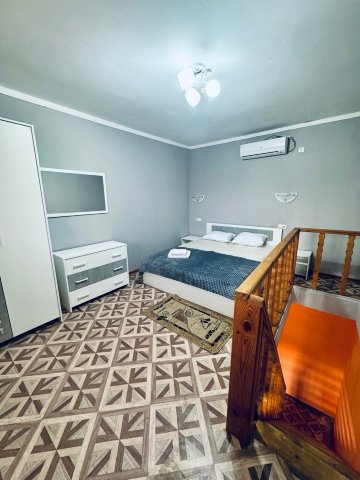 Abkhazskii Dvorik-客卧