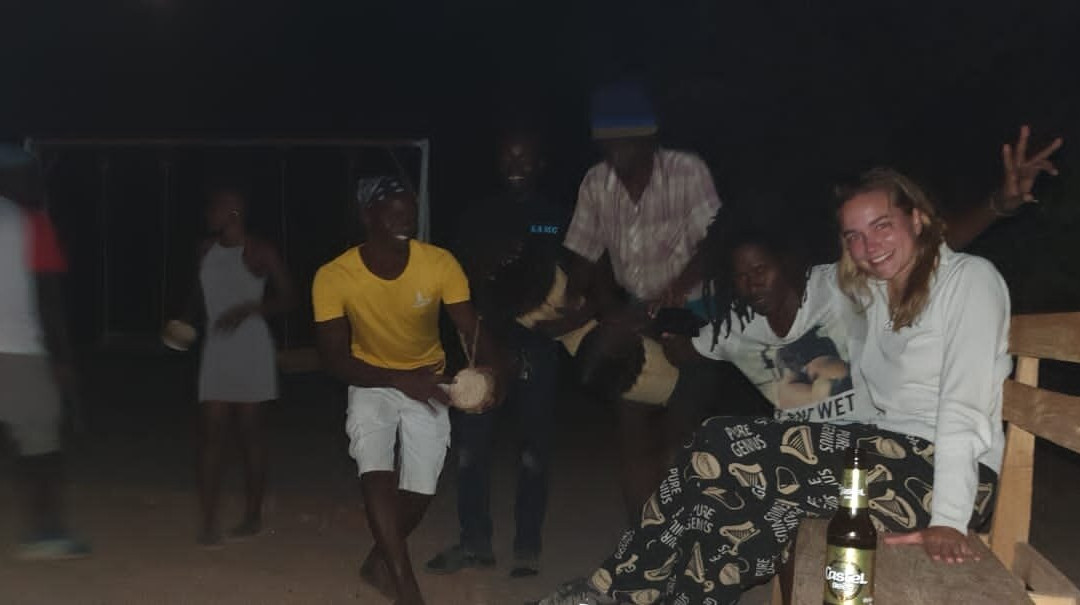 Sunday Williams Tours-Monkey Bay必去景点