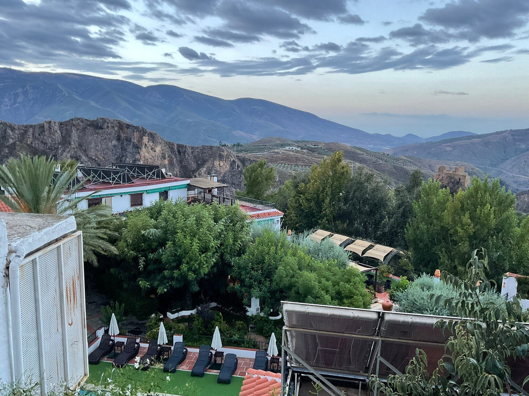 兰哈龙城堡酒店主图