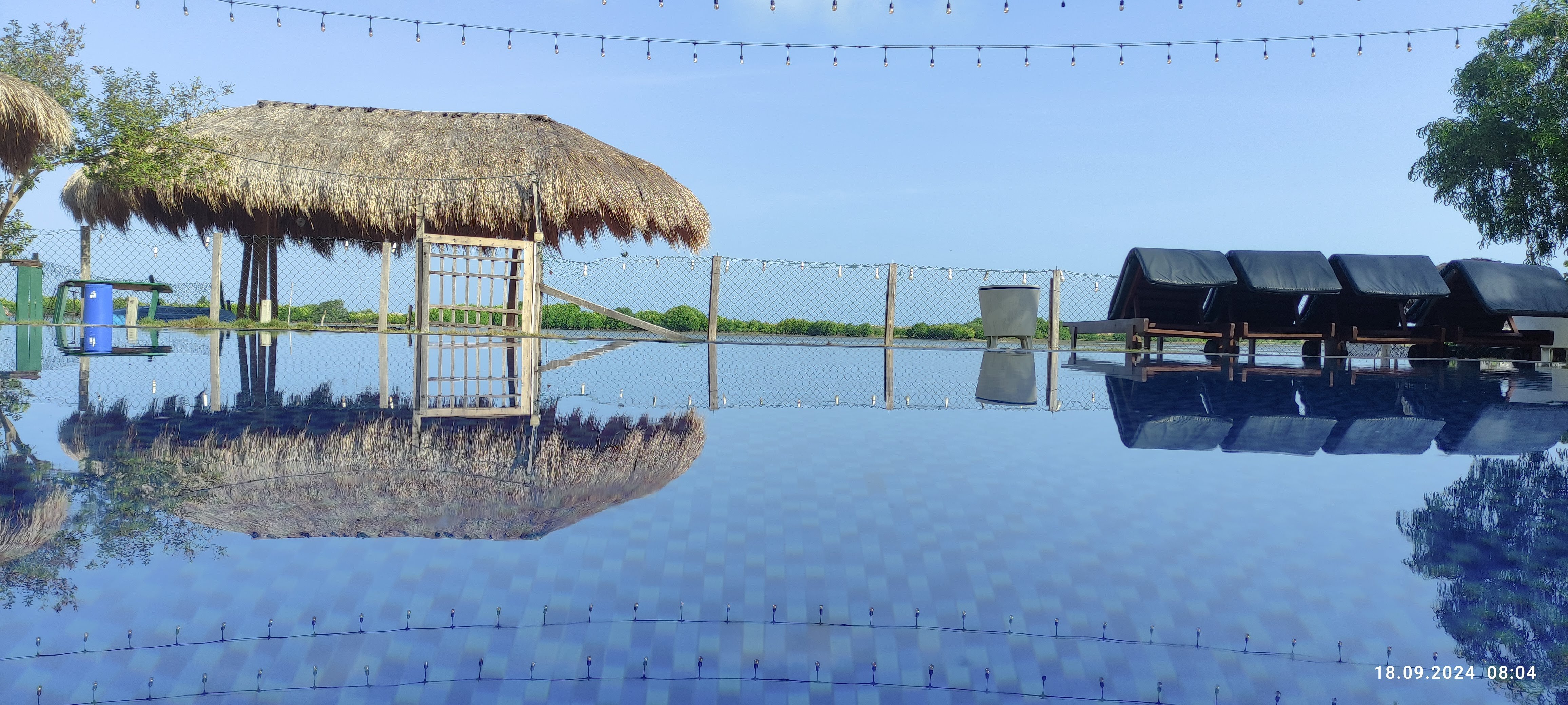 The Blue Lagoon Resort, Kalpitiya-泳池