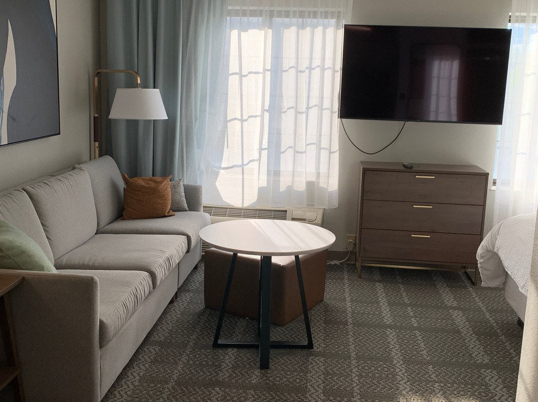 Staybridge Suites Lansing-okemos By IHG主图