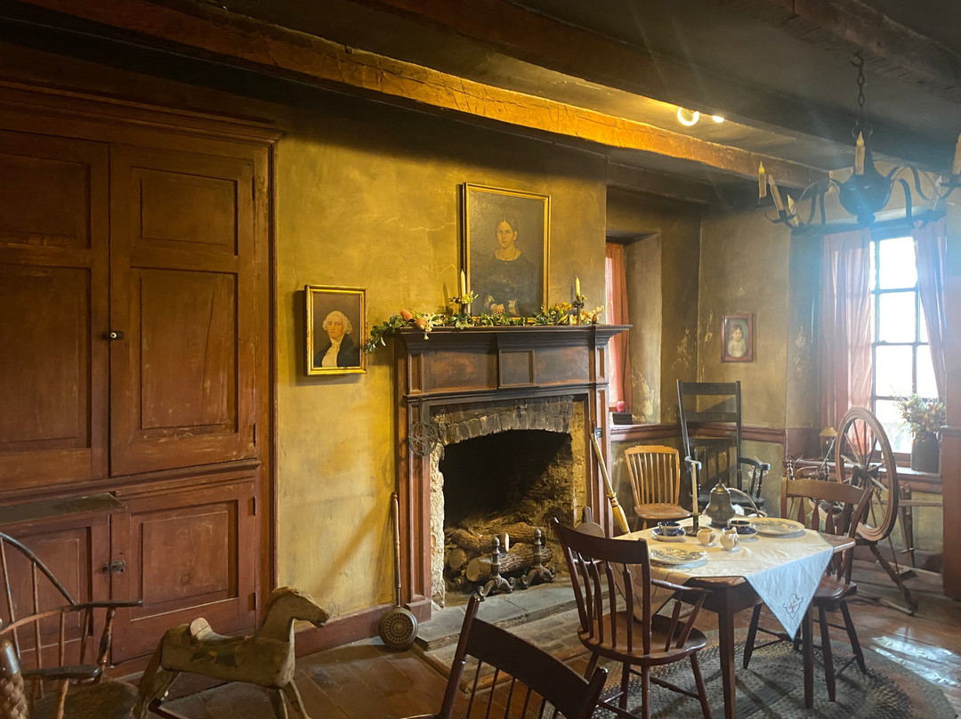 Dowling House-加利纳必去景点